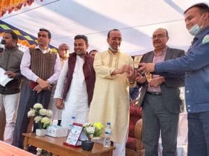 ওসমানীনগরের চান্দরগাঁও প্রিমিয়ার লীগের ফাইনাল খেলায় মুকাব্বির খান এমপি